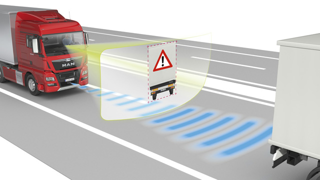 El sistema EBA busca avisar al conductor del camion de un riesgo cierto en la carretera