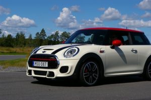 El nuevo Seguro de Coche de Caser sortea un Mini Cooper