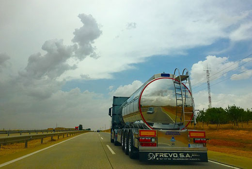 Seguridad para conducir con camiones seguros 